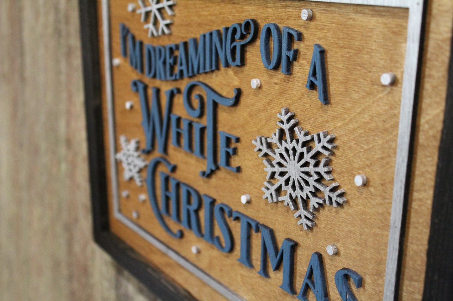 I'm Dreaming of a White Christmas Wood Sign Decoration Winter 3D Raised Text Country Farmhouse Cabin Decor Snowflake Merry Nostalgic Vintage