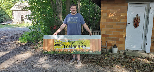 Foldable signage solutions