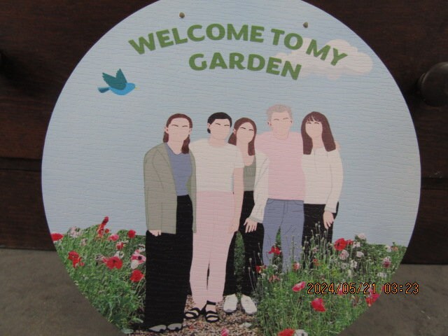 Custom Welcome Sign Garden Family Portrait Floral Waterproof PVC Textured Round Logo Print Weather Proof Sustainable Durable