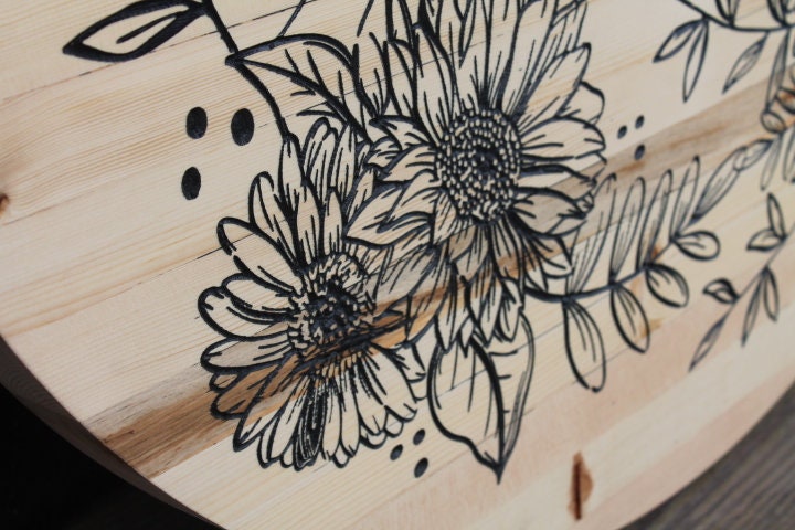 Salon Floral Sunflowers Wood Carved Engraved Color Filled Business Commerical Signage Your Logo Handmade Custom Pine Wood Round Sign