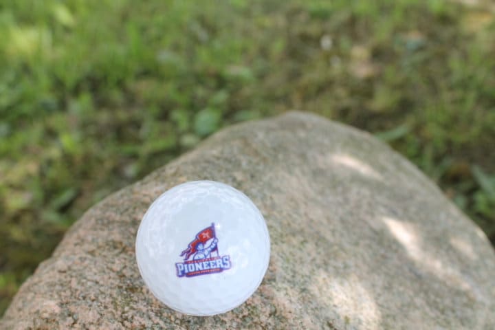 Pioneers Red and Blue Zane Trace School Logo Local Ohio Set Wholesale Bulk Golf Balls Golfer Sport Logo Printed Set Bulk Club Clubhouse