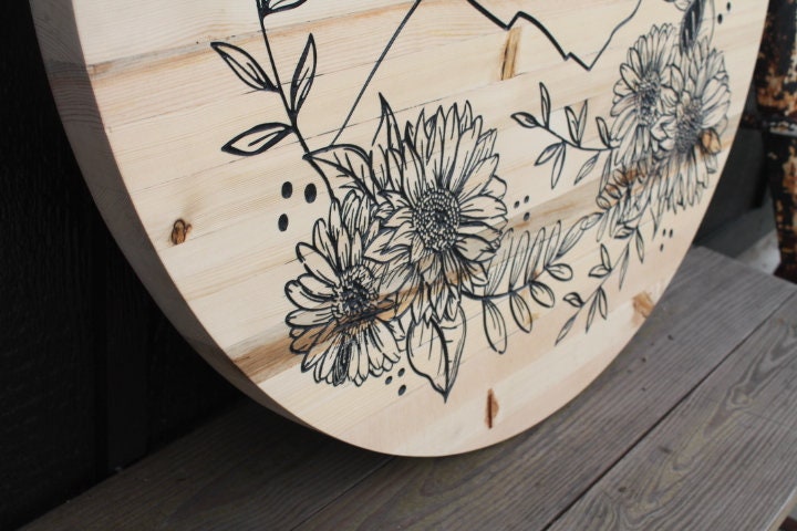 Salon Floral Sunflowers Wood Carved Engraved Color Filled Business Commerical Signage Your Logo Handmade Custom Pine Wood Round Sign