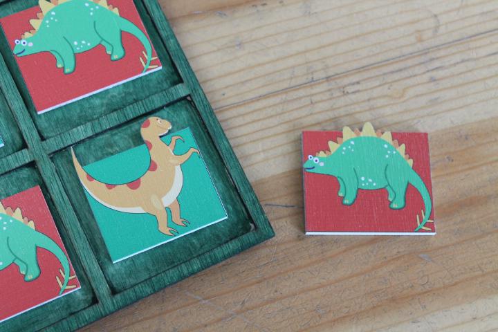 Handmade Dinosaur Lover Trex Stegosaurus Tic Tac Toe Wooden Family game boardgame Laser cut engraved