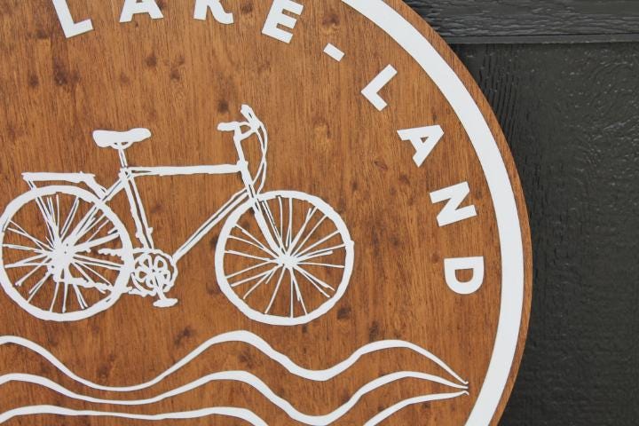 Round Custom Business Sign Wood and White Bike Bicycle Camp Signage Outdoors Hiking Lake Camping 3D Raised Layered Sign