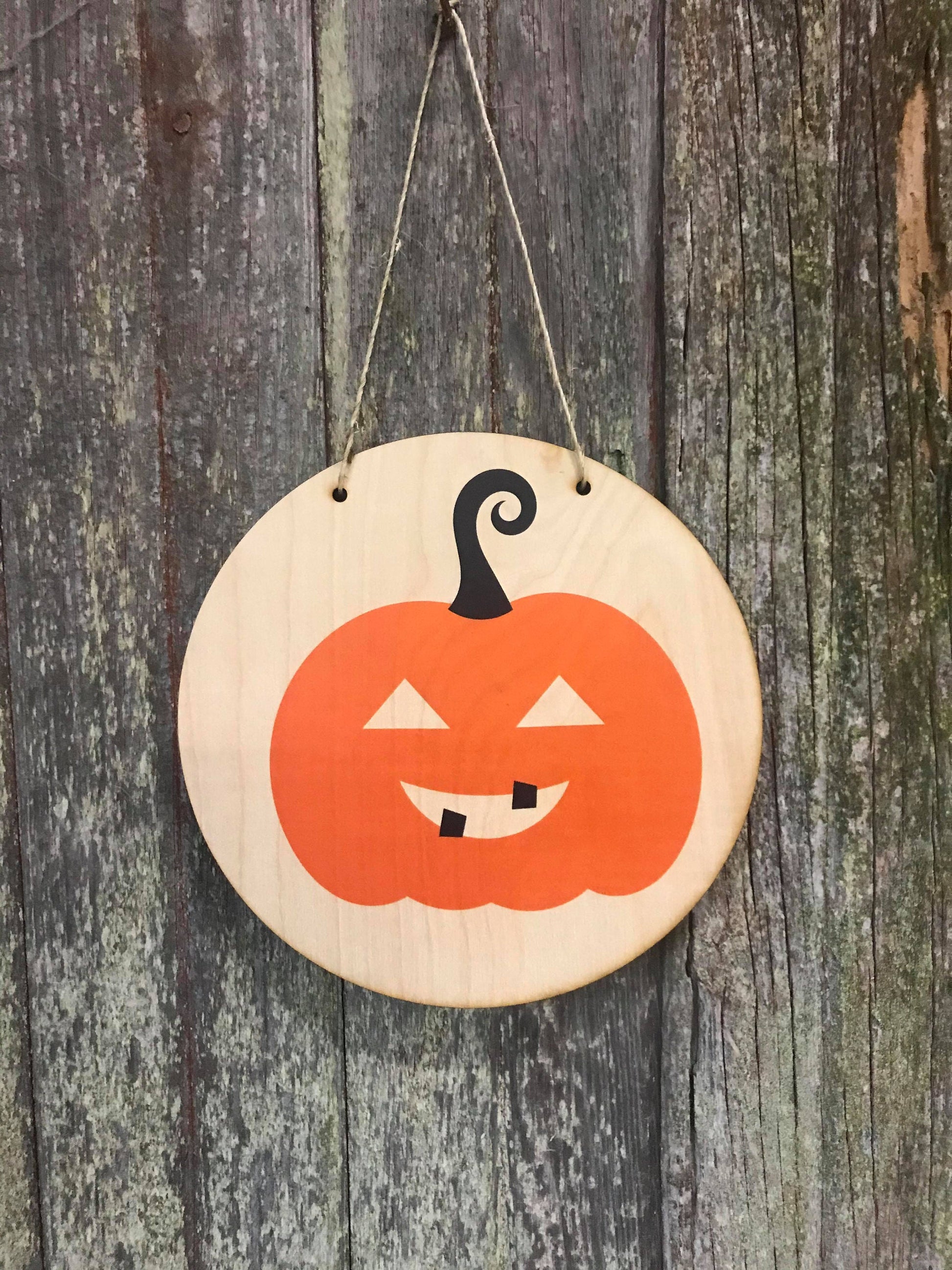 Pumpkin Round Sign Jack-o-lantern Face Teeth Wall Hanger Wood Door Hanger Fall Decor Plaque Wall Art Wood Print