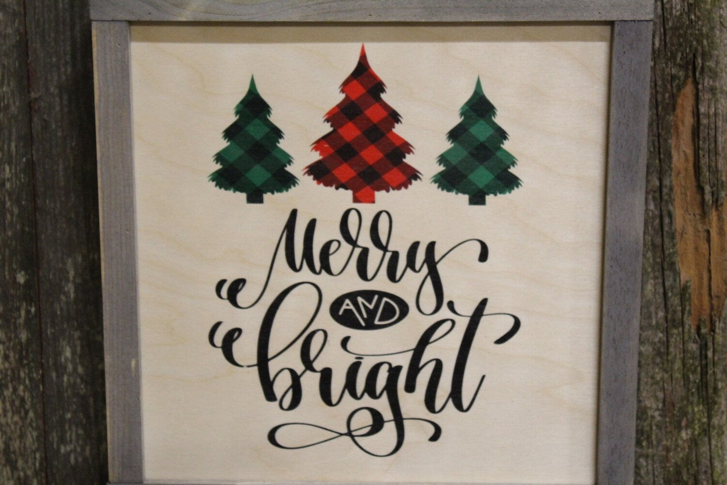 Framed Merry and Bright Wood Sign Script Text Pallet Sign Plaid Christmas Tree Decor Print Wall Art Decoration Wall Hanging Red Green Rustic