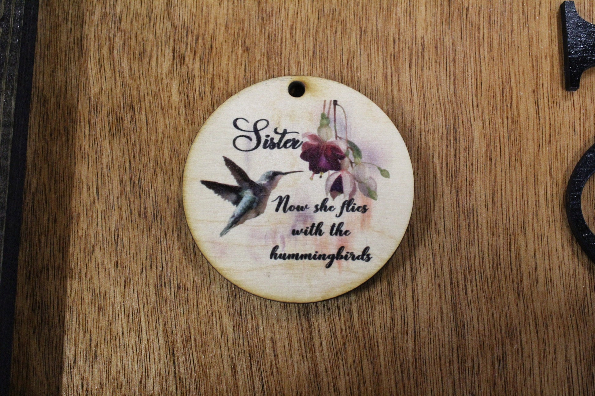 Sister Christmas Ornament Wood Slice Sis Sissy Hummingbird Memorial Keepsake In Remembrance Keychain Now She Flies Wood Circle Sign Gift