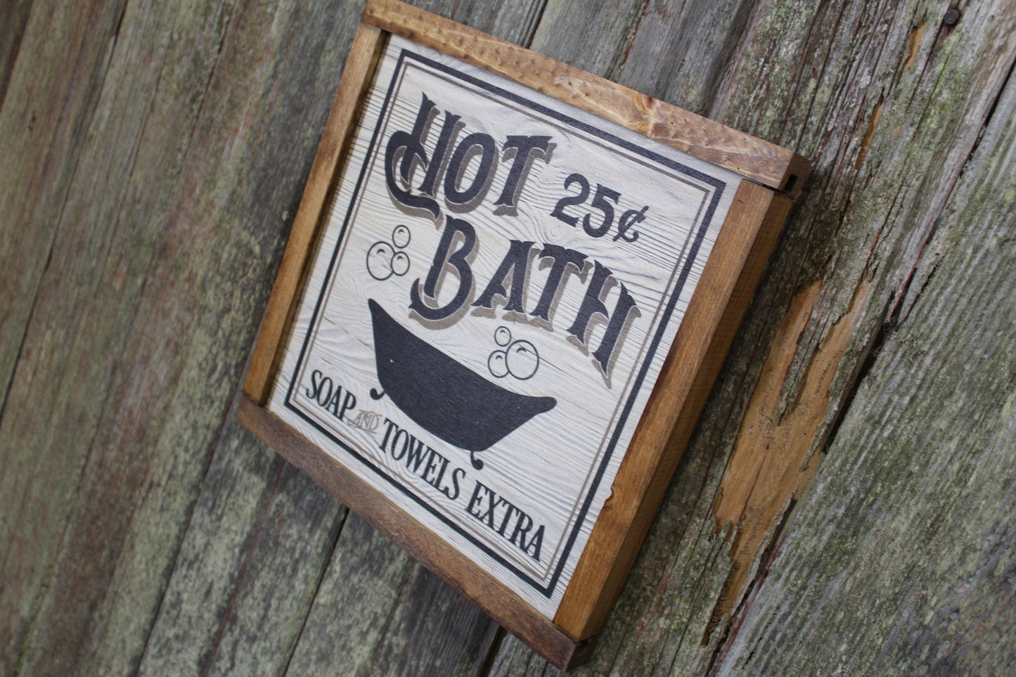 Hot Bath Bathroom Wood Sign Bathtub 25 Cents Soap and Towels Extra Décor Print Wall Art Decoration Wall Hanging Farmhouse Rustic Shiplap