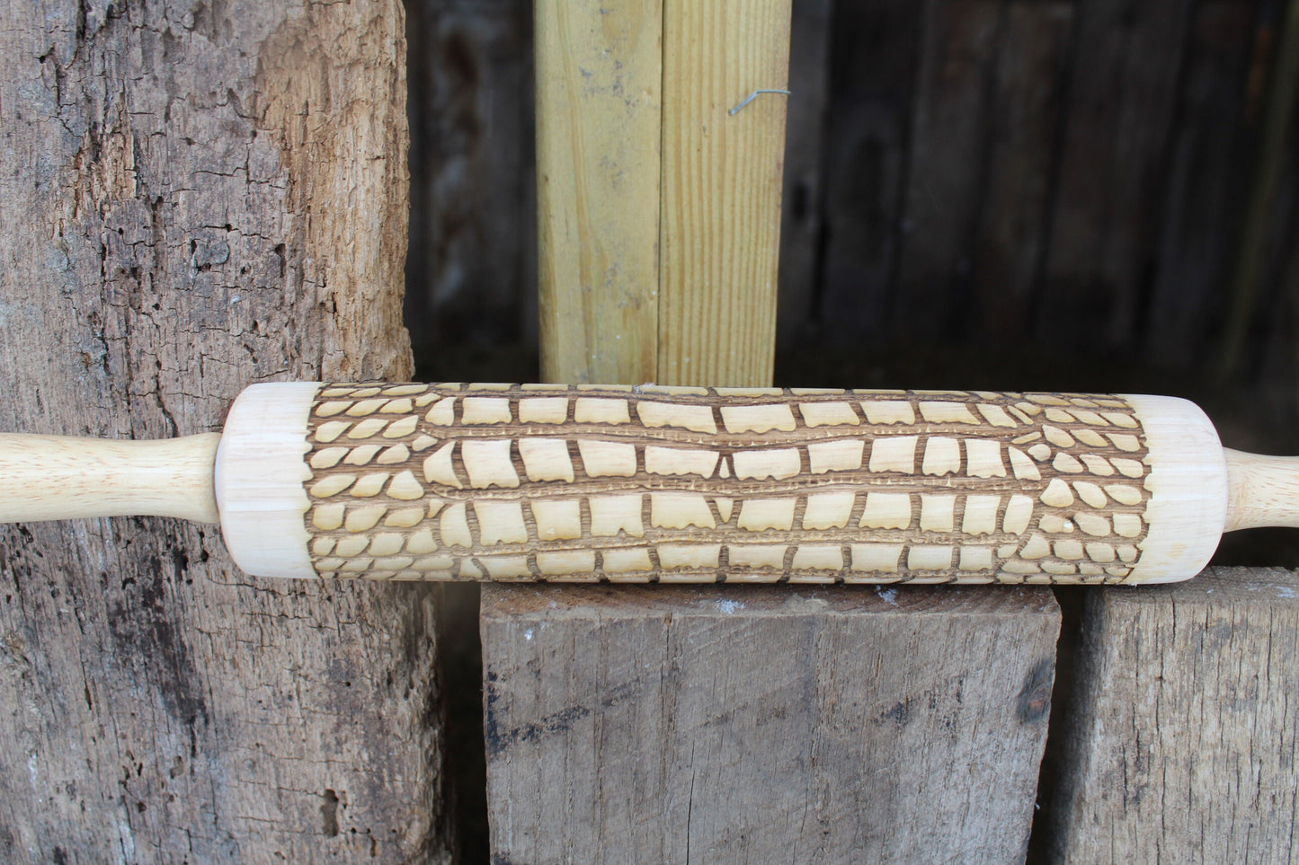 Scale Pattern Alligator Crocodile Reptile Scales 10 Inch Rolling Pin Pie Crust Gift Embossed Pottery Texture Roller Cookie Stamp