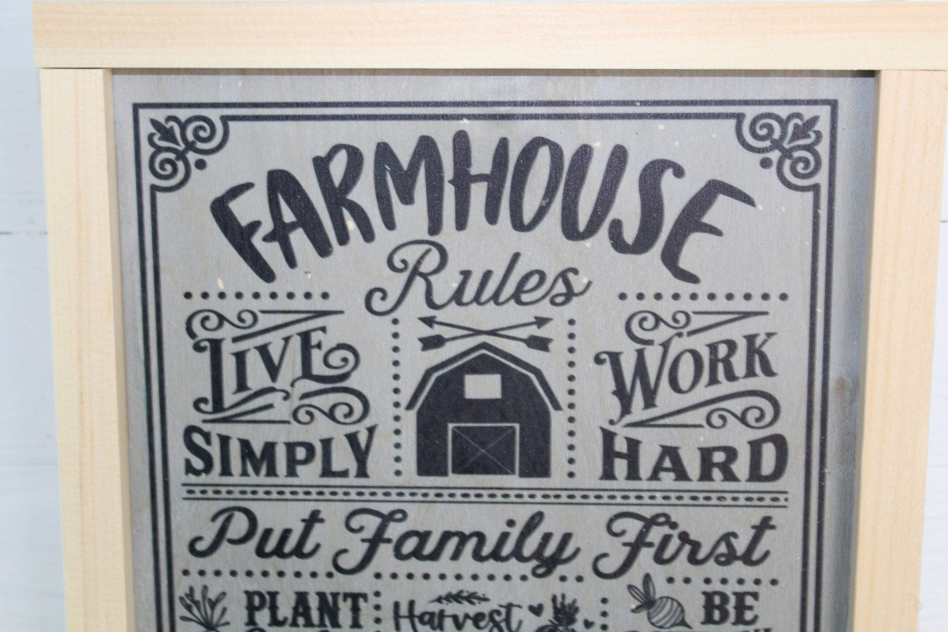 Farmhouse Rules List Wood Sign Farmer Farm Barn Plant Harvest Cow Wall Hanging Simply Work Hard Decoration Standard Principles Rustic Code
