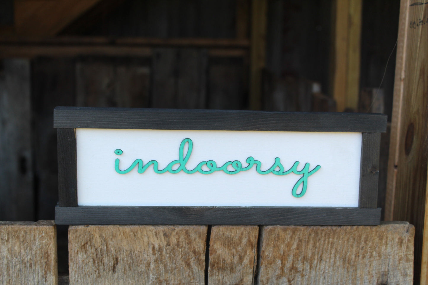 Indoorsy I Love Inside Hate Outdoors Wood Sign Raised Text Wall Hanging Decoration Hates Camping Primitive Rustic  In Doors Gift Decor