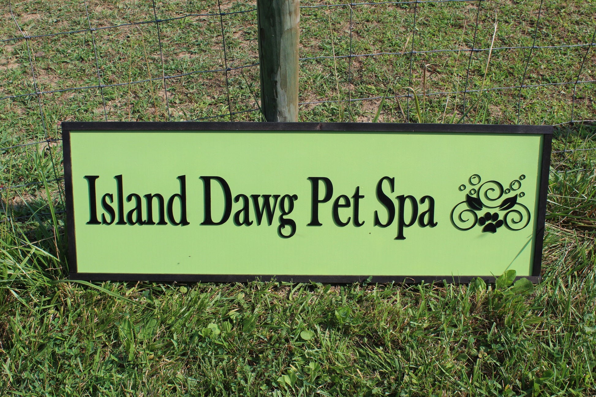 Spa Pet Animal Groomer Small Business Custom Wood Sign Large Commercial Signage Outdoor Sign Use My Logo Graphic Office Entrance Clean