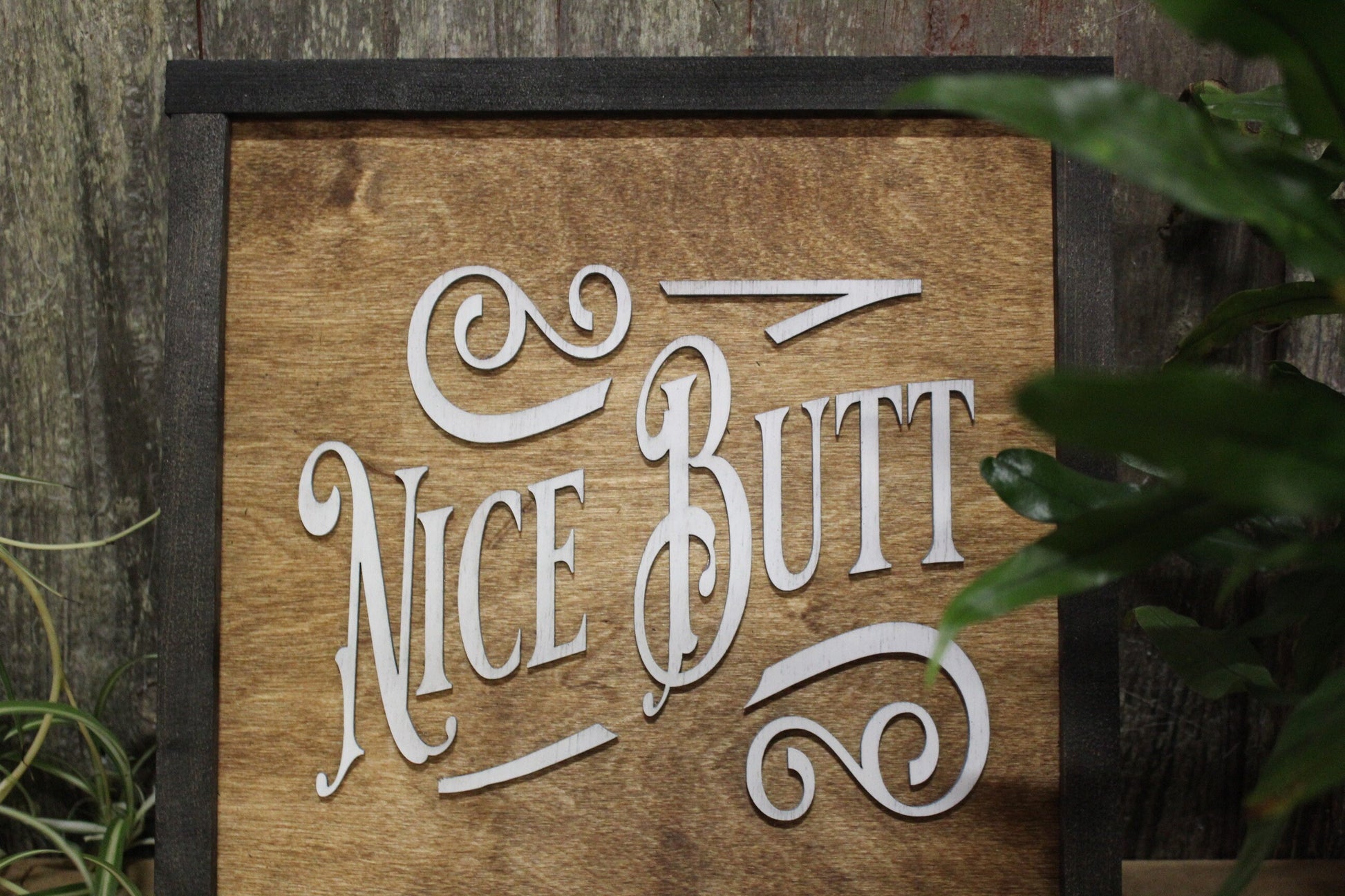 Nice Butt Wooden Square Sign Funny Humor Bathroom Toilet Rustic Primitive Gag Gift Wall Decor Farmhouse Decoration Framed Wood Fancy Letters
