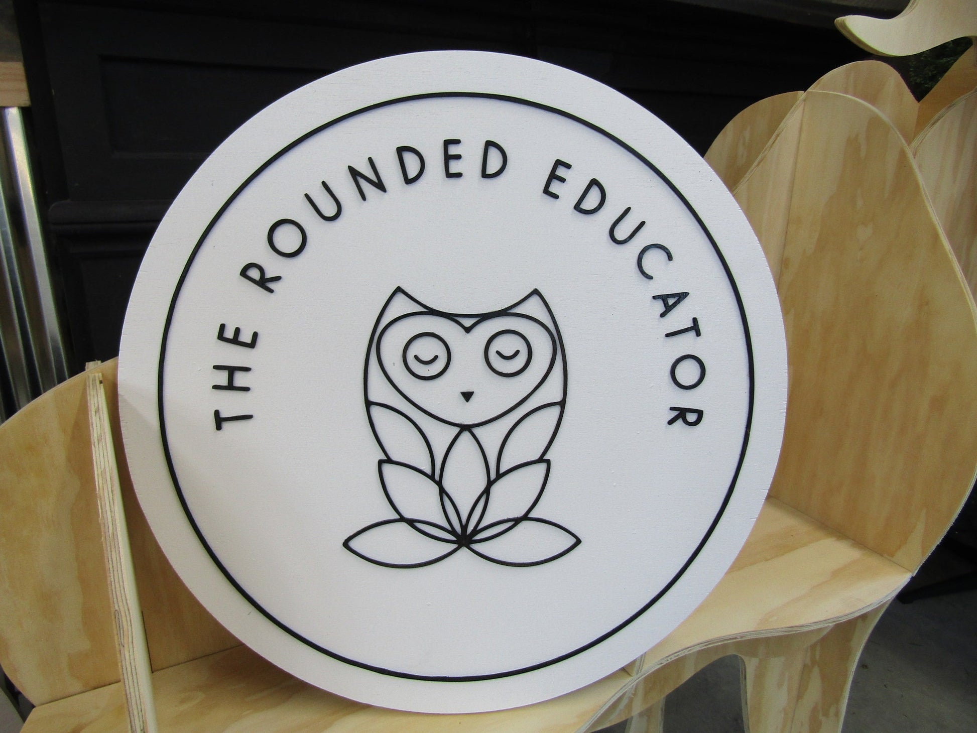 Custom Sign Round Commerical Signage Minimalist Made to Order Rounded Educator Owl Store Front Small Shop Logo School Circle Wooden Handmade