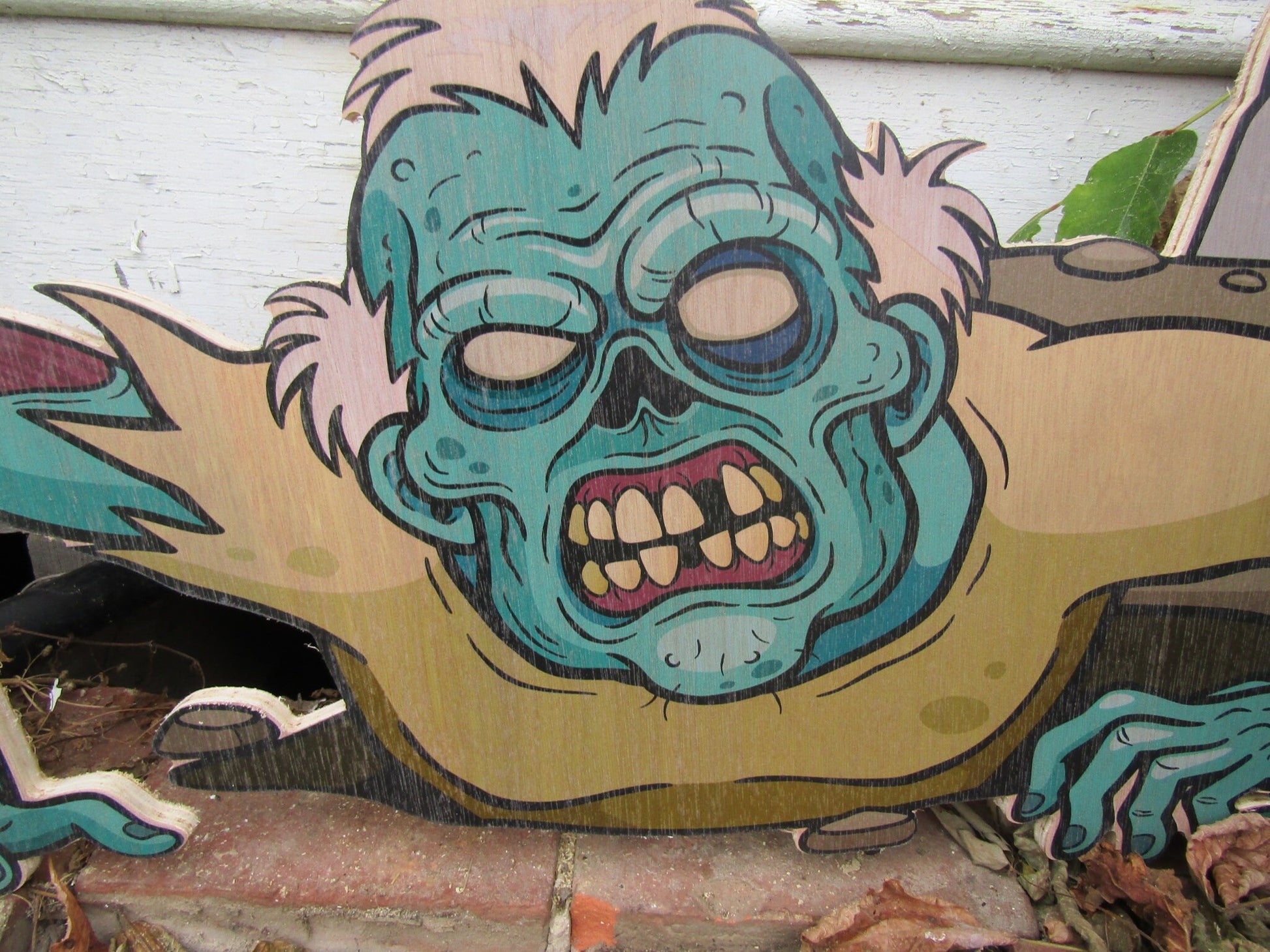 Zombie crawling from the ground scary happy Halloween yard decor great for trick or treat wood sign