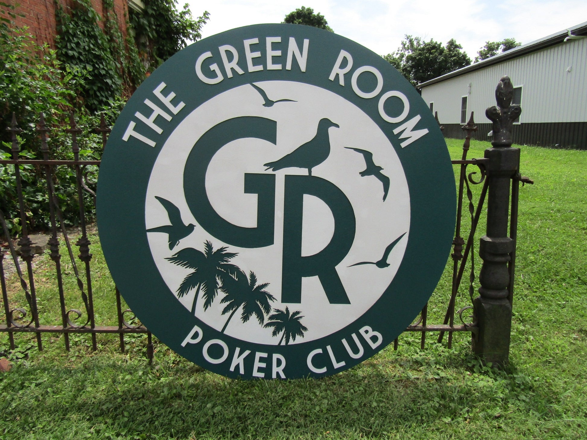 Custom Wooden Sign Poker Card Game Palms Green Personalized Logo Raised 3D Sign Club Commerical Signage Gentleman Gamble Round Professional