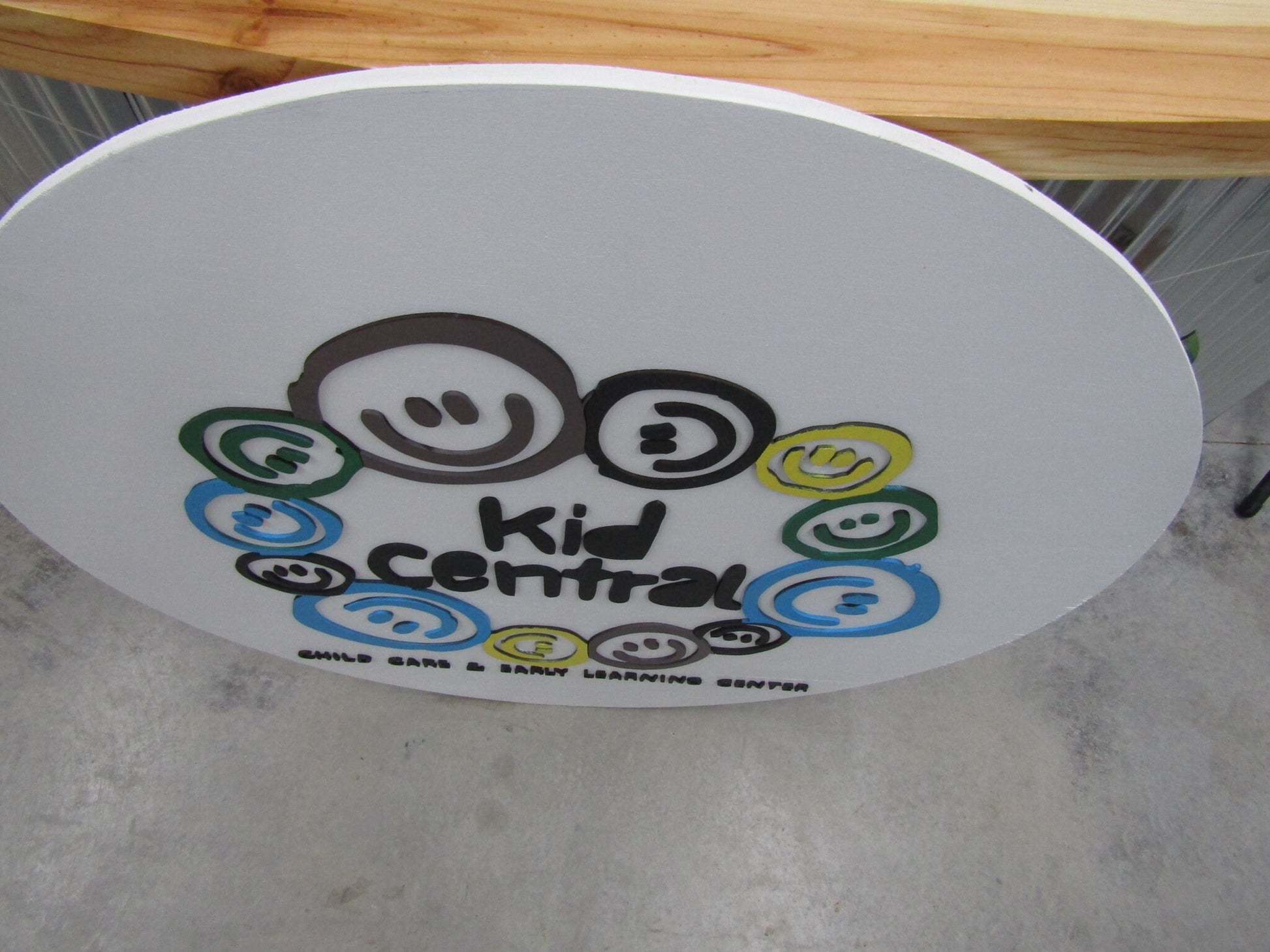 Custom Round Wood Sign Smiley Face Emoji Day Care Center Kid Learning Welcoming Happy Place Your Logo Smile Raised 3D Handmade Sign Learning