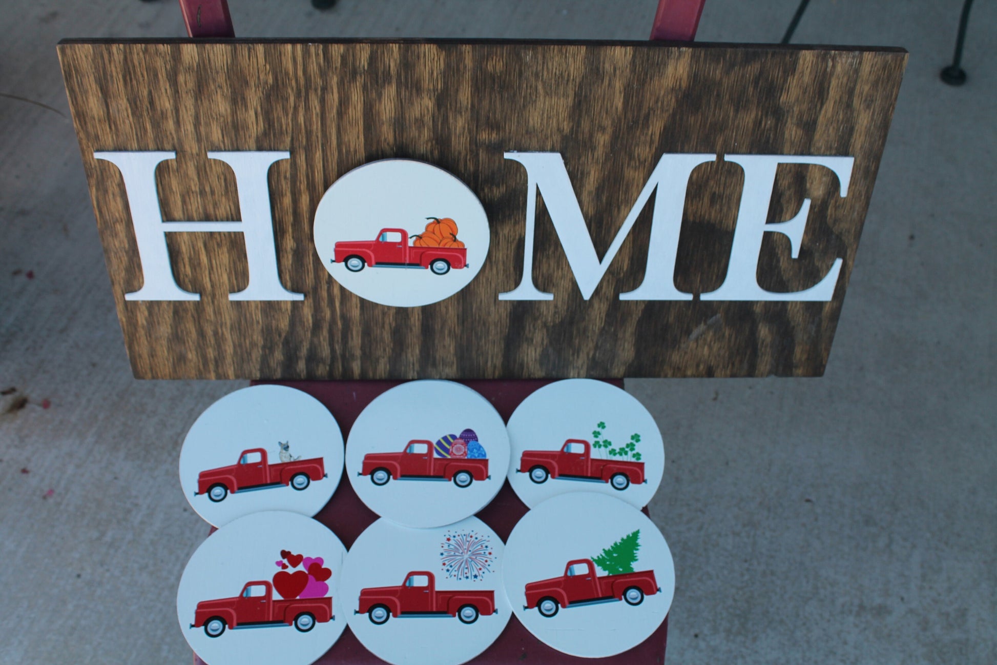 Holiday Home Sign Interchangeable Wooden Little Truck Seasonal Handmade Home Decor Christmas Halloween Fall Winter Spring Summer Pet