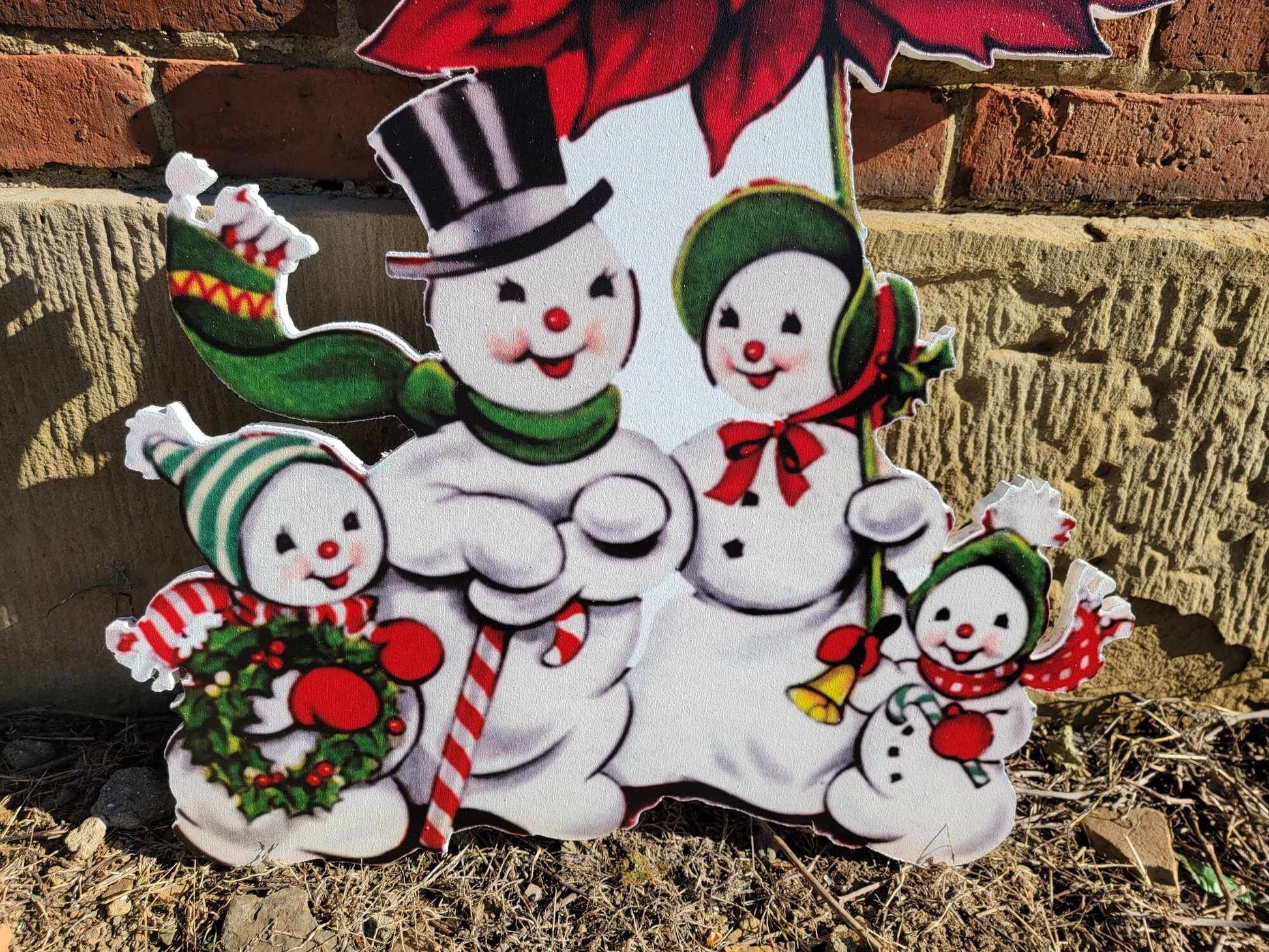 Vintage Yard Art PVC Winter Snowman Family Poinsettia Yard Sign Decorations Yard Decor Christmas Outdoor Weatherproof Printed image