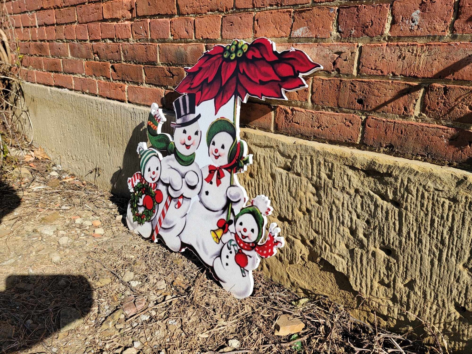 Vintage Yard Art PVC Winter Snowman Family Poinsettia Yard Sign Decorations Yard Decor Christmas Outdoor Weatherproof Printed image