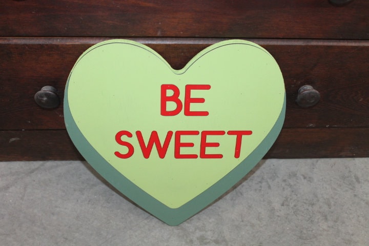 Wooden Be Sweet Green Candy Conversation Heart Cutout Valentines Day Gift Photography Prop Handmade Homedecor Raised 3D Sign Wall Art